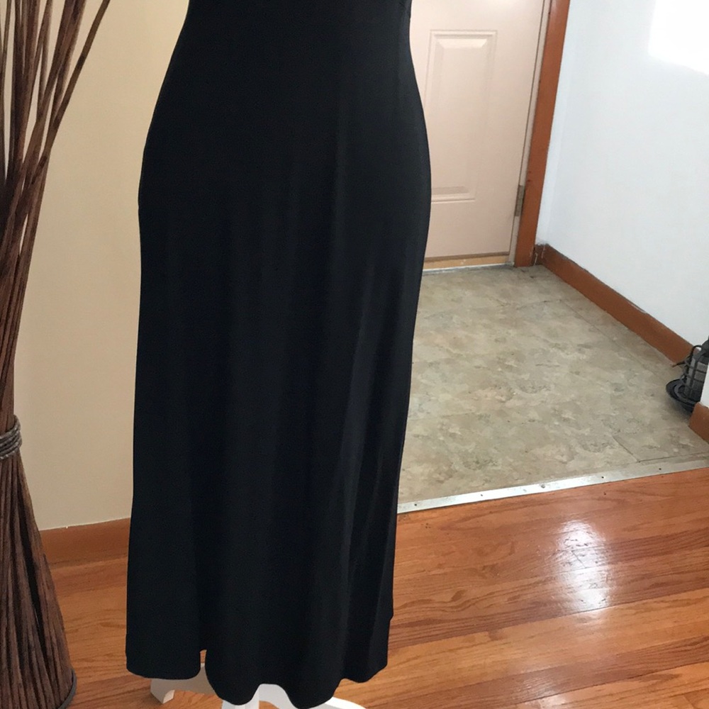 Dress - Picture 3 of 5